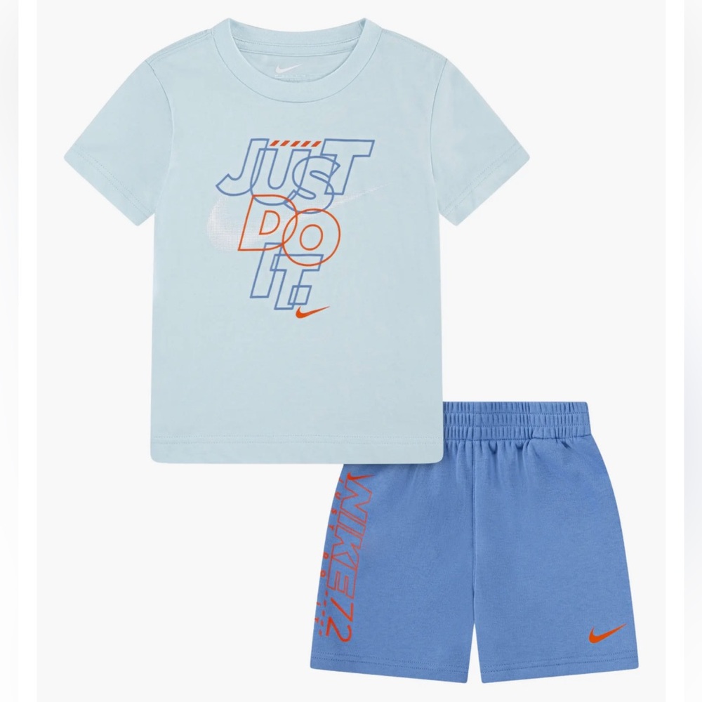 Nike T-Shirt & French Terry Shorts Set